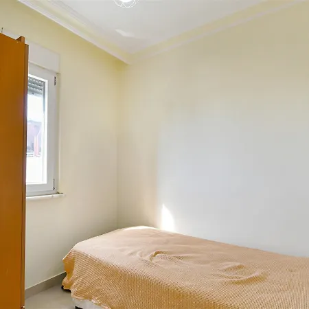 Stone Peaceful Beachfront Living, 2-bedroom In Demirtas Apartamento